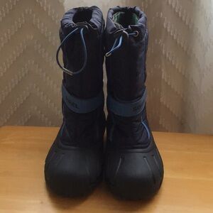 Sorel Boy’s snow boots size 7